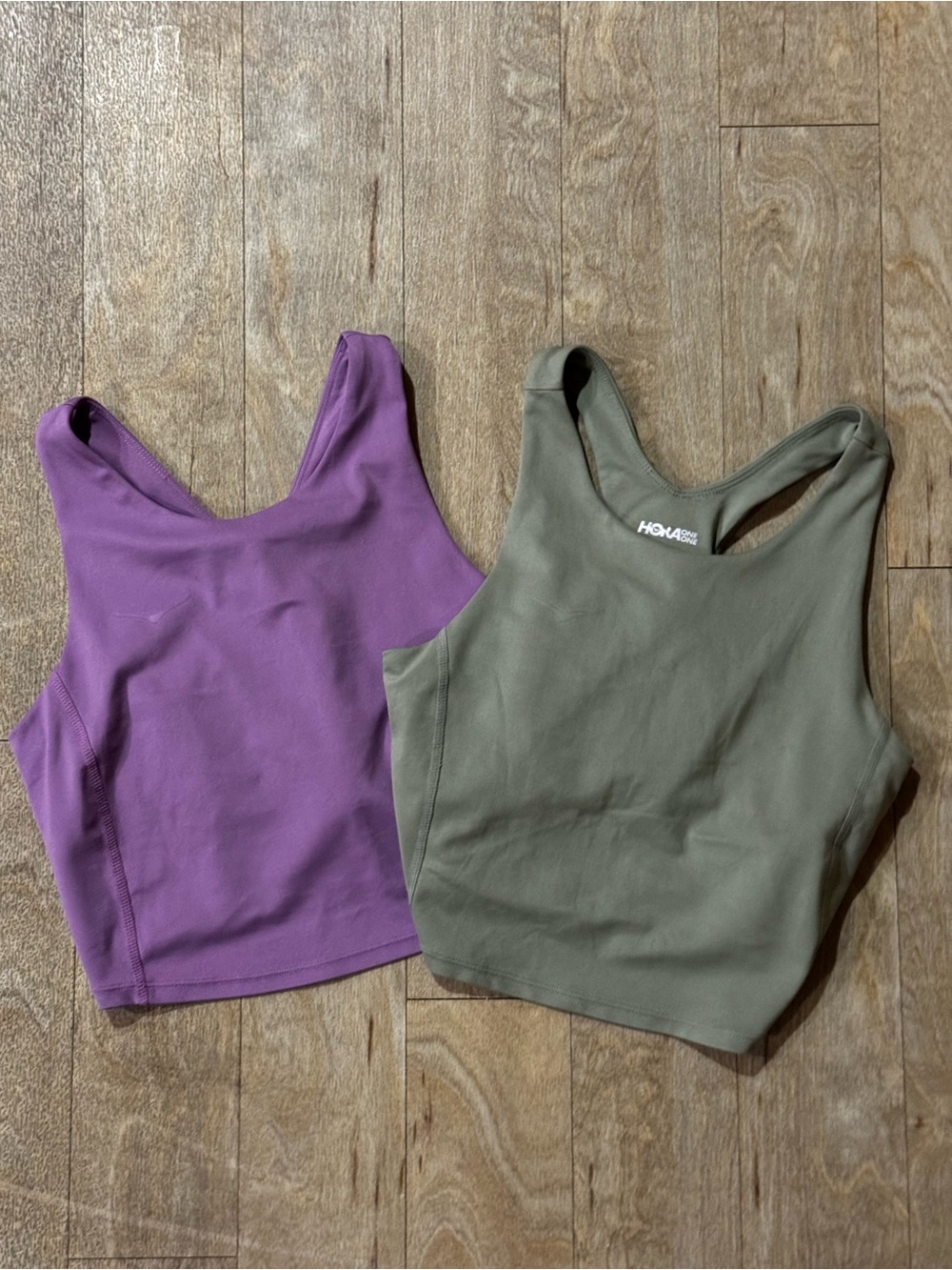 Lot of 2 Hoka Elaro Crop Bra Purple and Green Size Small
